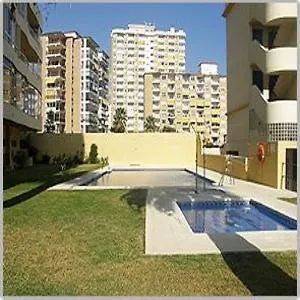 Estilo Confort En Boliches Con Piscina Parking דירה